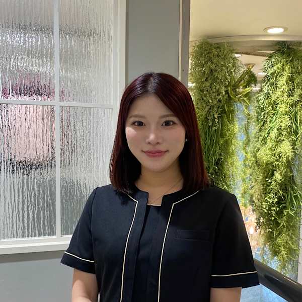 HAIR & MAKE EARTH 銀座店【ヘアメイクアース ギンザテン】のスタッフ紹介。松本 葵