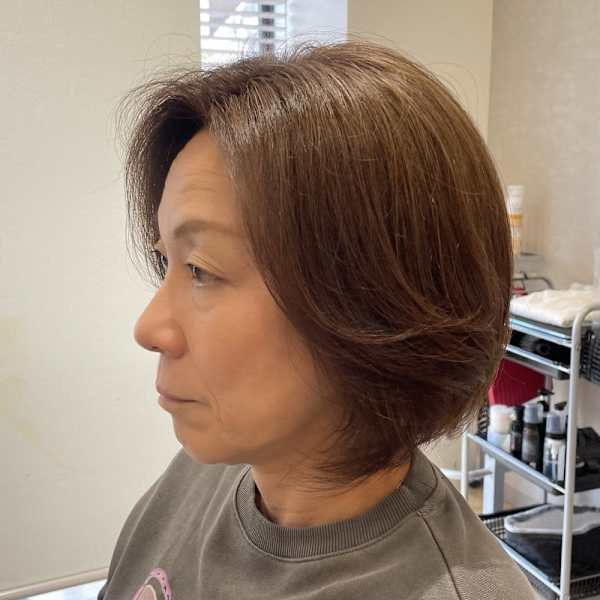 オレンジベージュ