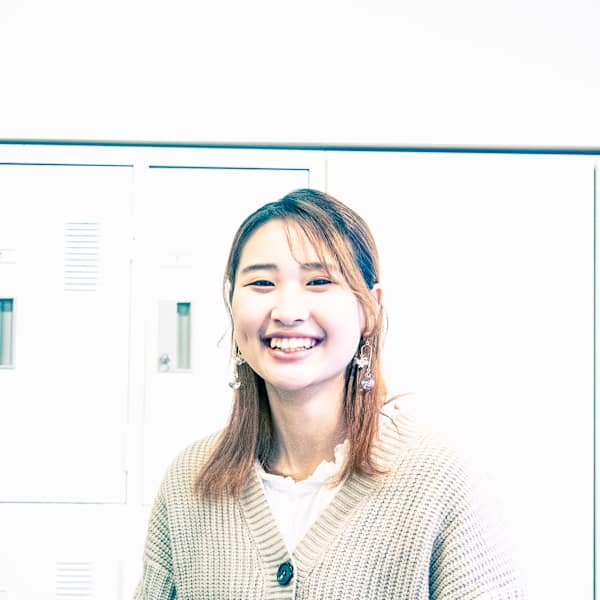 COCKNEY HAIR & BEAUTY【コックニー ヘア―アンドビューティー】【コックニー ヘアーアンドビューティ】のスタッフ紹介。加藤 沙彩