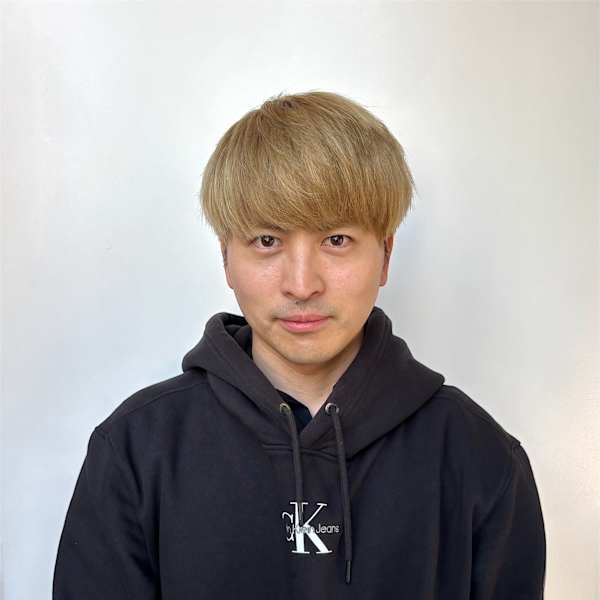 メンズサロン IVY 池袋【メンズサロン アイヴィー イケブクロ】のスタッフ紹介。小室凌雅