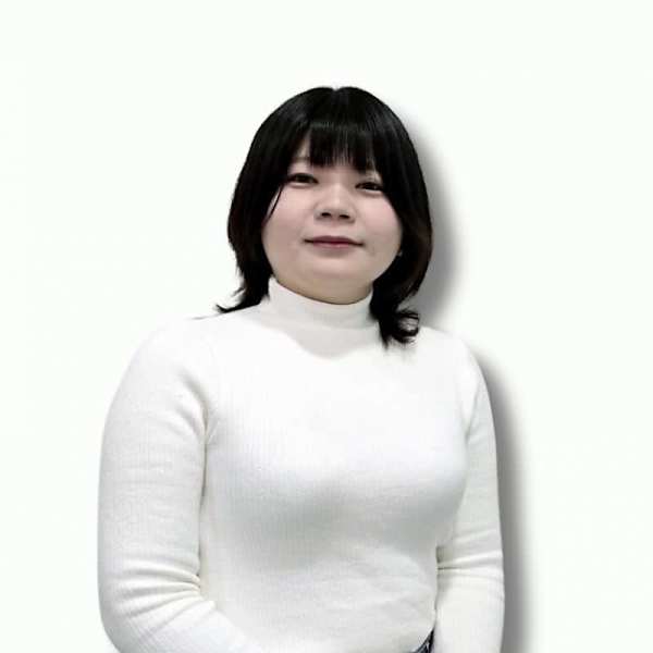アイブロウサロン i’m八王子店【眉毛専門店】【アイブロウサロン アイム ハチオウジテン マユゲセンモンテン】のスタッフ紹介。ナギサ