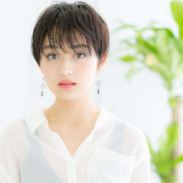 シースルー前髪×マッシュショートウルフ