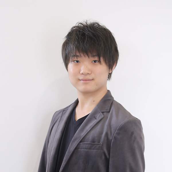 半個室サロンiLUMi【ハンコシツサロンイルミ】のスタッフ紹介。山本 崇仁