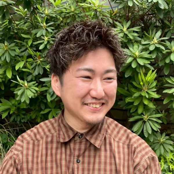 VANESSA【ヴァネッサ】のスタッフ紹介。明石恭士朗
