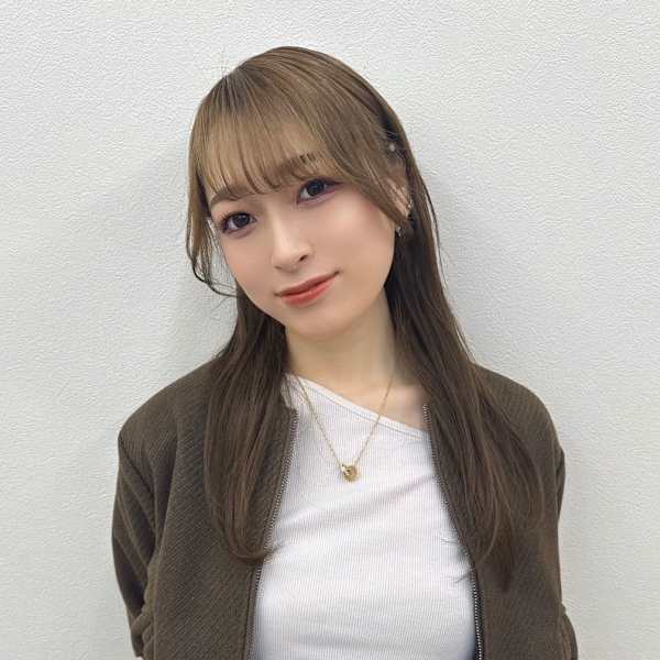 NaVI by KENJE【ナビバイケンジ】のスタッフ紹介。金村 柚衣奈