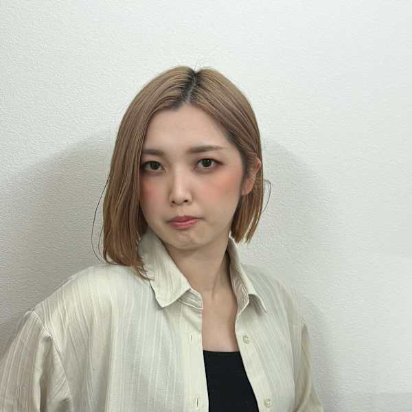 odd-jobs MIDORII EYELASH【オッドジョブスミドリイアイラッシュ】のスタッフ紹介。オキノマナエ