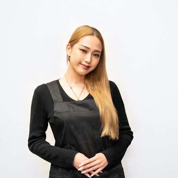 アイブロウ&まつげパーマ専門店 Carelly 流山おおたかの森【アイブロウアンドマツゲパーマセンモンテンケアリー ナガレヤマオオタカノモリ】のスタッフ紹介。ミユウ