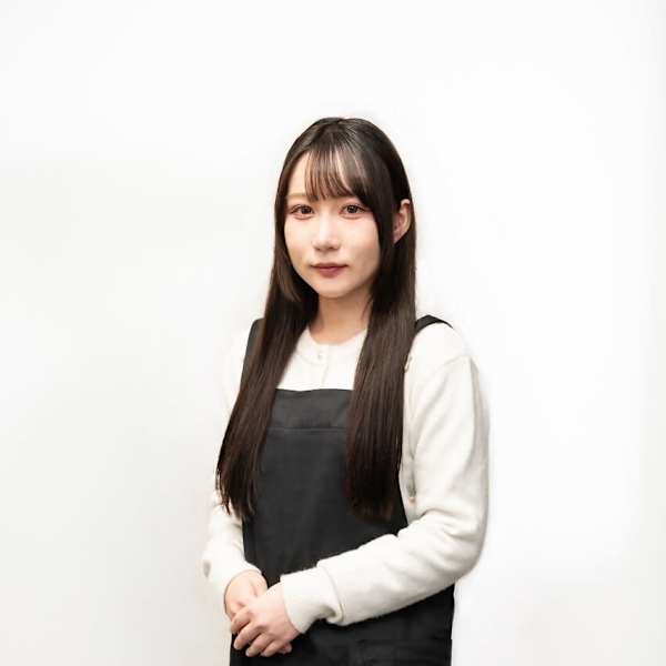 アイブロウ&まつげパーマ専門店 Carelly 浦和美園/東川口【アイブロウアンドマツゲパーマセンモンテンケアリー ウラワミソノ ヒガシカワグチ】のスタッフ紹介。アリカワ ルナ