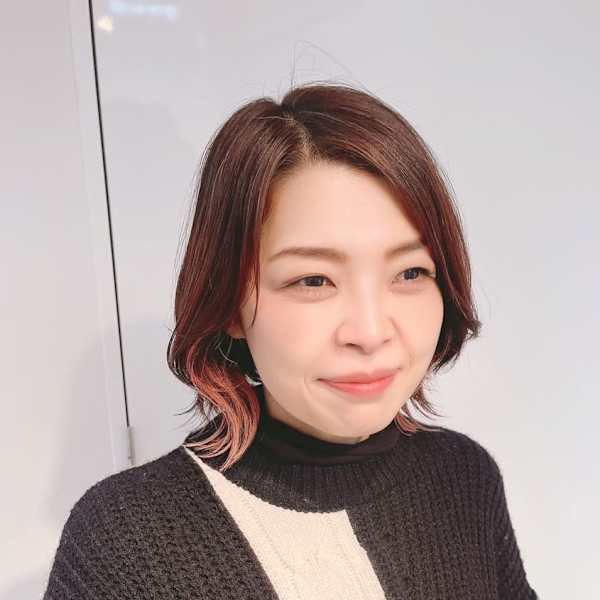 My jStyle by Yamano 荻窪店【マイスタイル オギクボテン】のスタッフ紹介。岡野 裕子