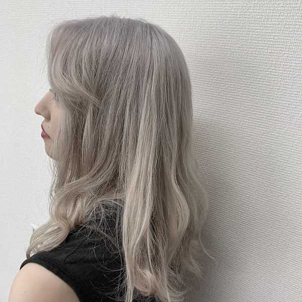 美髪似合わせカットワイドバング外ハネボブ小顔イメチェン