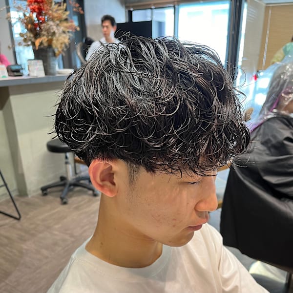 STYLE藤沢メンズカット黒髪ゆるめシャドウパーマ
