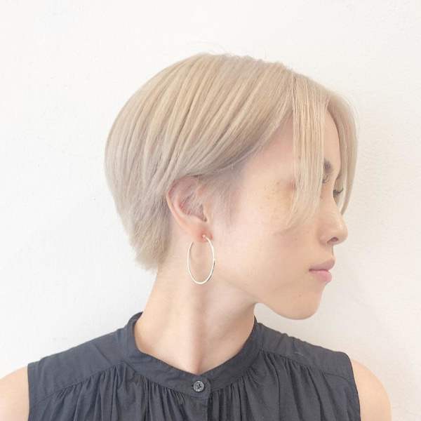 美髪似合わせカットワイドバング外ハネボブ小顔イメチェン