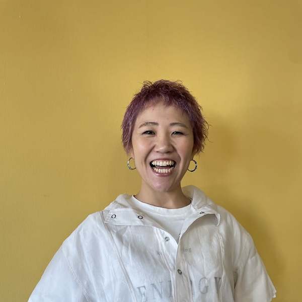 BARNEYS HAIR【バーニーズヘアー】のスタッフ紹介。高木さちこ
