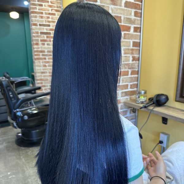 ブルーブラック