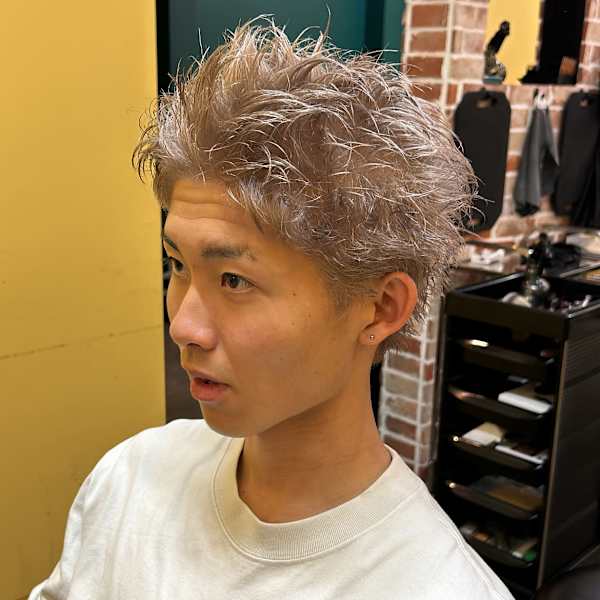 スパイキーショート|BARNEYS　HAIR