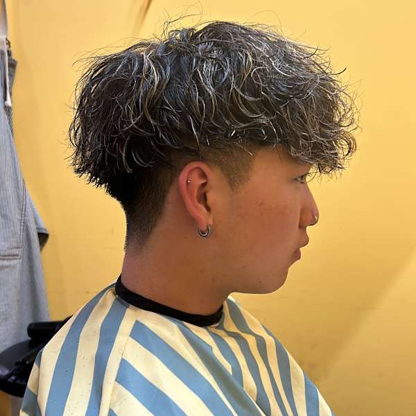 スペインカール風×メッシュスタイル|BARNEYS　HAIR