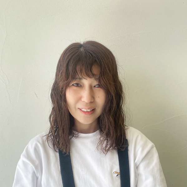 ARURU HAIR fan【アルルヘアーファン】のスタッフ紹介。都築 淑子