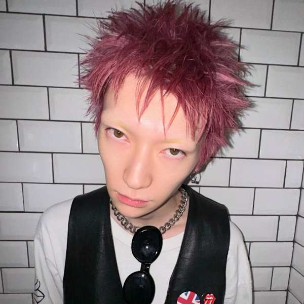 スパイキーレッドショート（Shinnosuke）