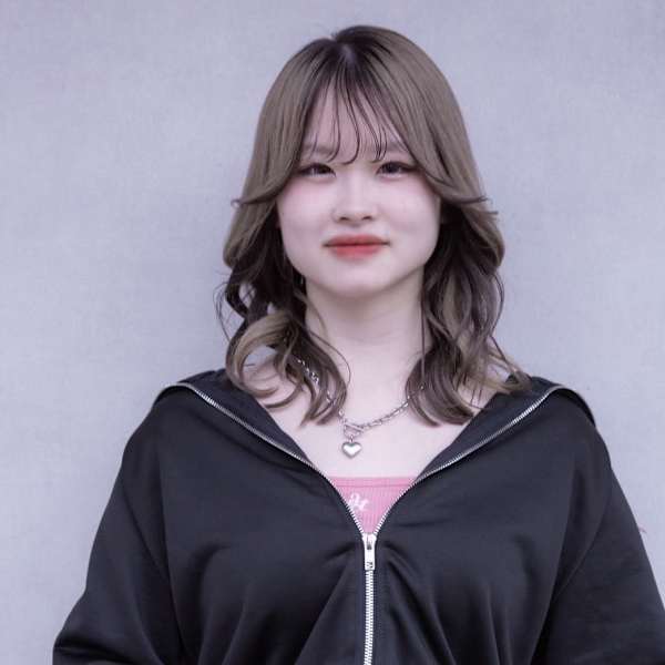 Ash 高幡不動店【アッシュタカハタフドウテン】のスタッフ紹介。巖本真希