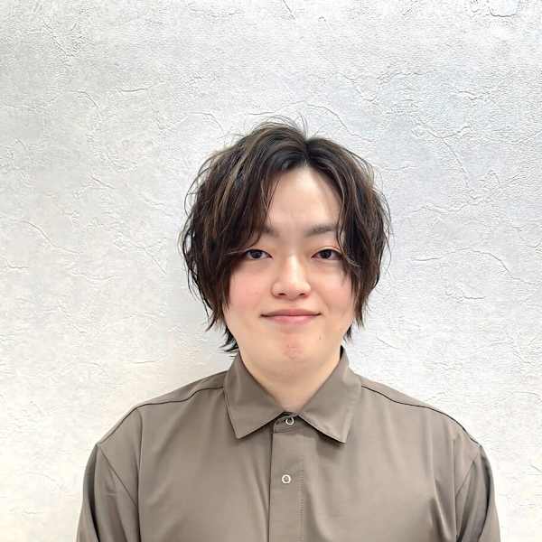 tocca hair&treatment 三宮ANNEX【トッカヘアーアンドトリートメント サンノミヤアネックス】のスタッフ紹介。北條 弘樹