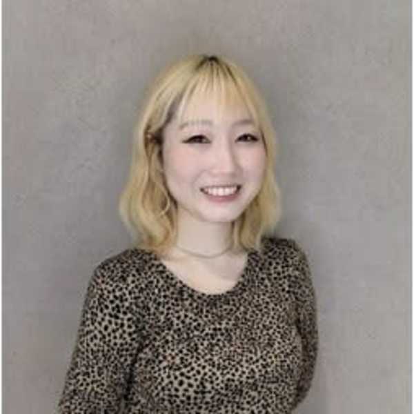 La fith hair clan 広島本通店【ラフィス ヘアー クラン ヒロシマホンドオリテン】のスタッフ紹介。SARA
