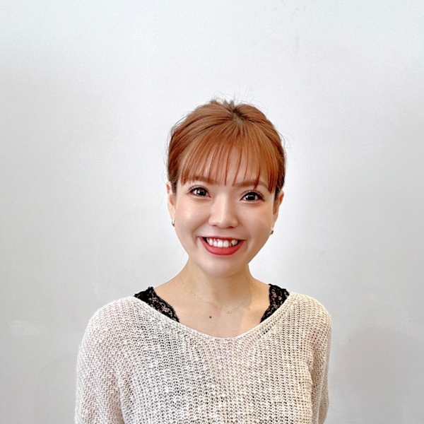 hair and spa palm 東大宮店【ヘアーアンドスパパームヒガシオオミヤテン】のスタッフ紹介。井上 亜須華