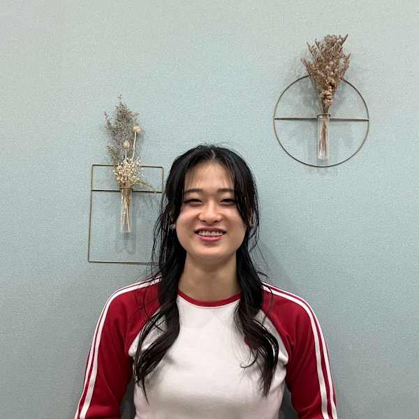 Agu hair chocolat 梅田2号店【アグ ヘアー ショコラ】【アグ ヘアー ショコラ ウメダニゴウテン】のスタッフ紹介。有薗 未来