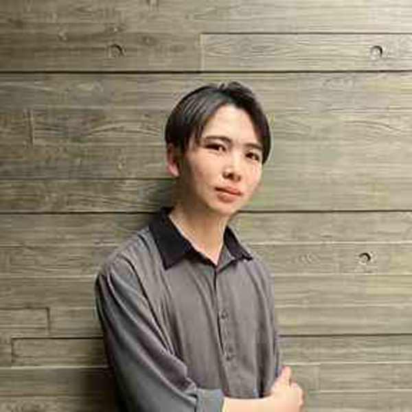 Ash 北千住店【アッシュキタセンジュテン】のスタッフ紹介。樋口 捷