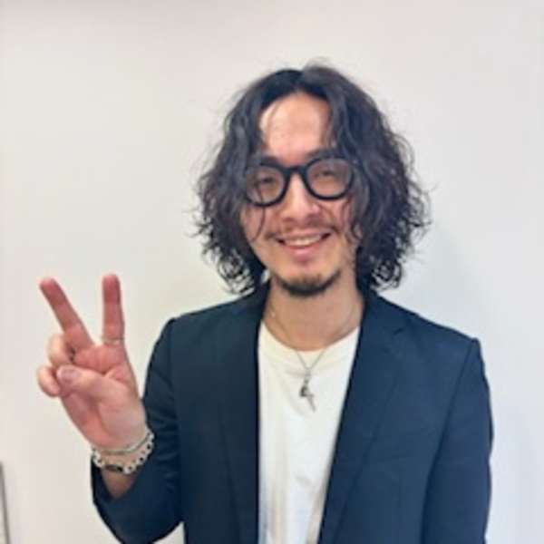 HAIR & MAKE EARTH 東神奈川店【ヘアメイクアース ヒガシカナガワテン】のスタッフ紹介。廣瀬 翔大