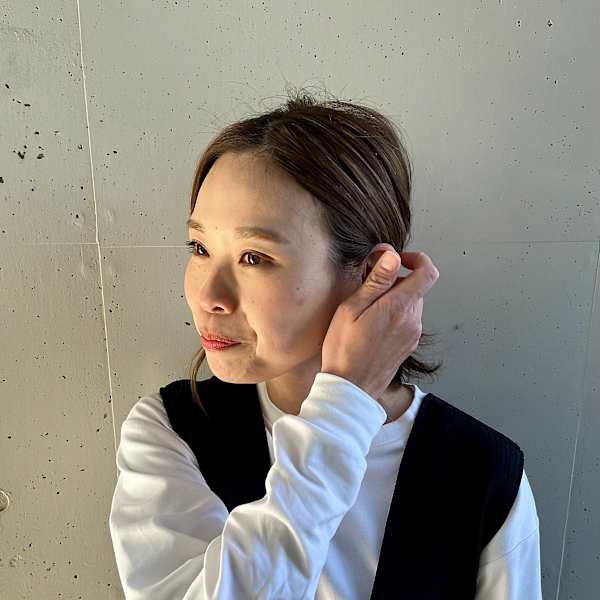 Hair Room 【ヘアールーム】【ヘアールーム】のスタッフ紹介。竹之内 未希