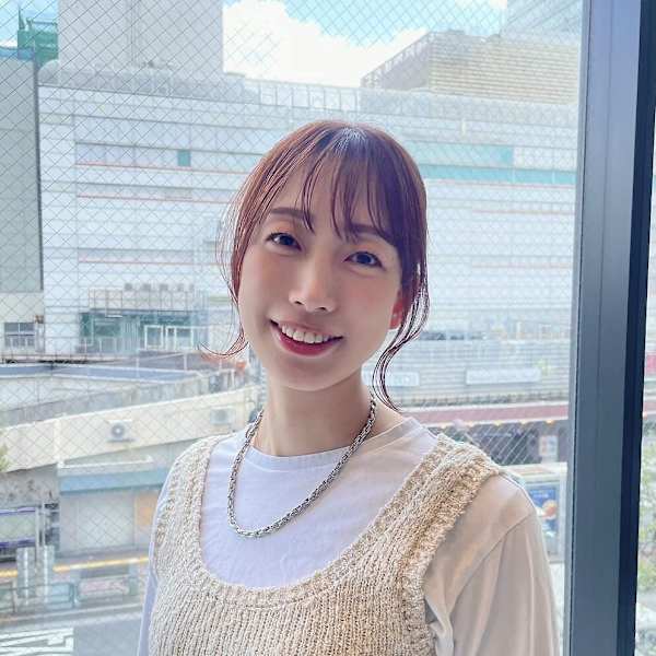 mod's hair 目黒店【モッズヘア メグロテン】のスタッフ紹介。浅田 梨英