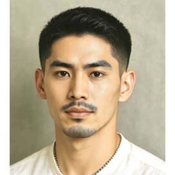 ブルーブラック　クロップ　アイロンパーマ　RK