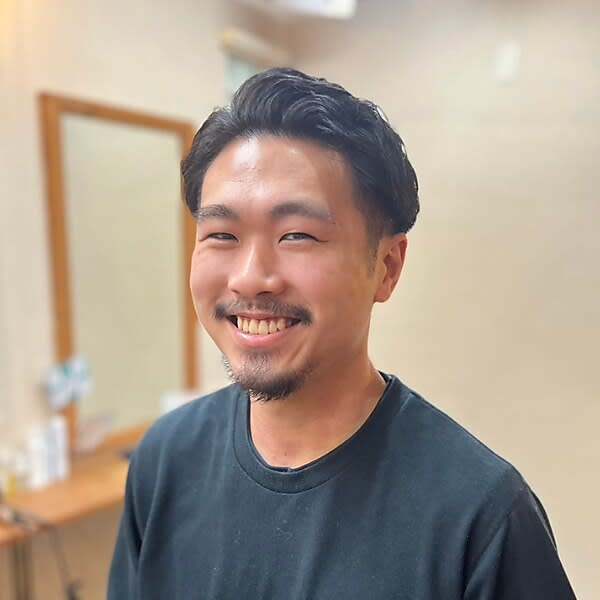 Lian hair design【リアンヘアデザイン】【リアンヘアデザイン】のスタッフ紹介。大高 蒼生