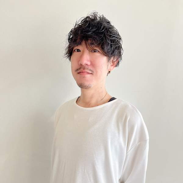 美容室 an・rata 和歌山市店【ビヨウシツ アンラタ ワカヤマシテン】のスタッフ紹介。SHUSUKE