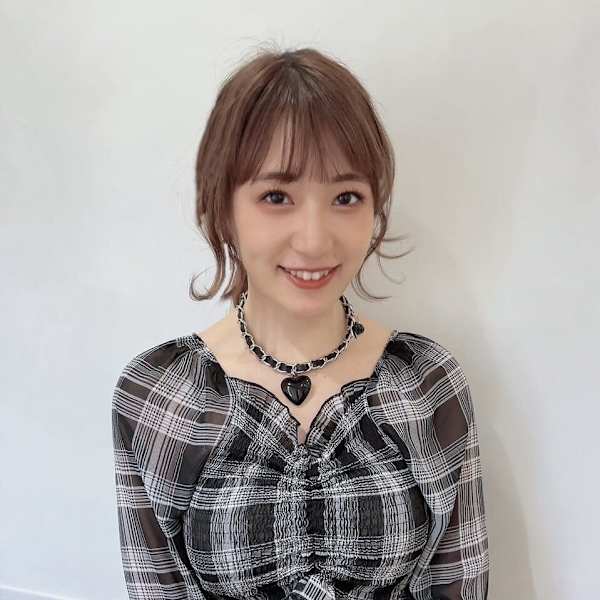 【全席半個室】puul なんば店 headspa & treatment【ゼンセキハンコシツ プール ナンバテン ヘッドスパアンドトリートメント】のスタッフ紹介。YUKA