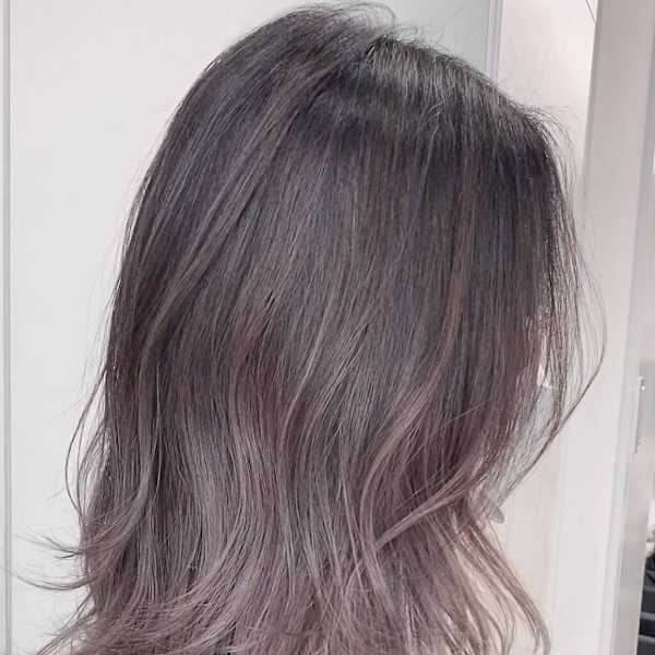 グラデーションカラー×アッシュグレージュ