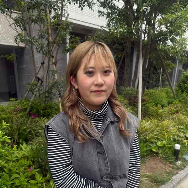 bijou【ビジュ】のスタッフ紹介。冨井 美奈