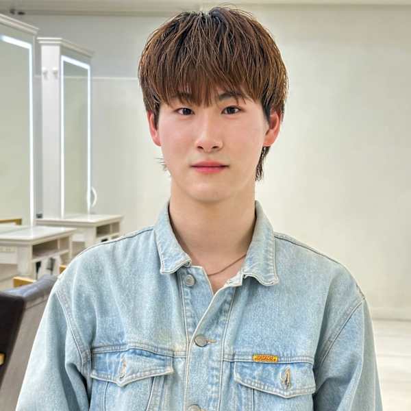 Euphoria GINZA GRANDE 銀座【ユーフォリア ギンザ グランデ】のスタッフ紹介。田中翔也