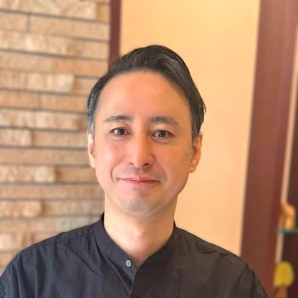 hair+make CLEAR 神楽坂店【ヘアメイククリアカグラザカテン】のスタッフ紹介。高久 誠