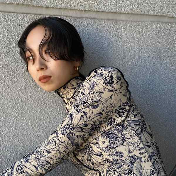 est hair by friends 新宿店