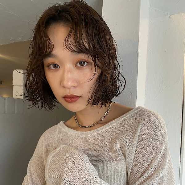 est hair by friends 新宿店