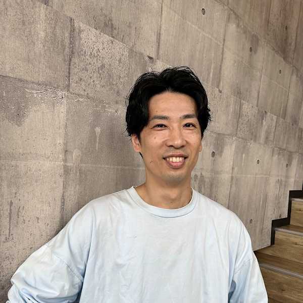 REPLAY by ECLART 赤羽店【リプレイバイエクラート アカバネテン】のスタッフ紹介。岩堀 司