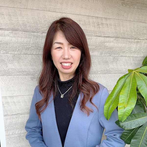 TRIBECA smart salon【トライベッカ スマートサロン】のスタッフ紹介。戸倉 恵子