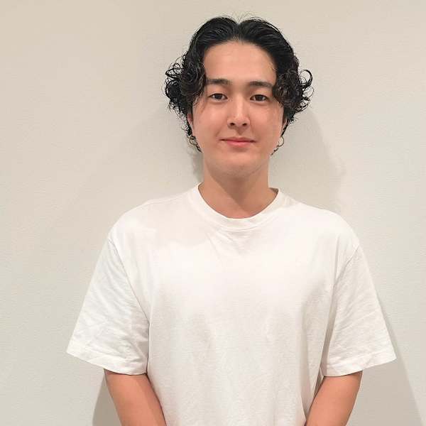 r'eblanc【レブラン】のスタッフ紹介。中嶋 晴斗