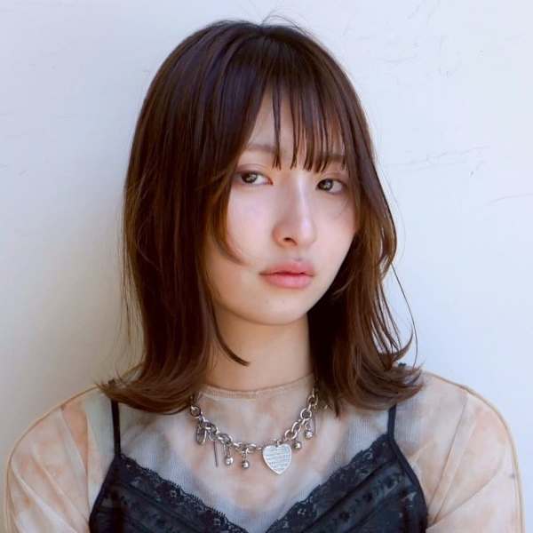 外ハネボブ 美髪 艶トリートメント 顔周りカット 艶髪 |Oggi 西新店