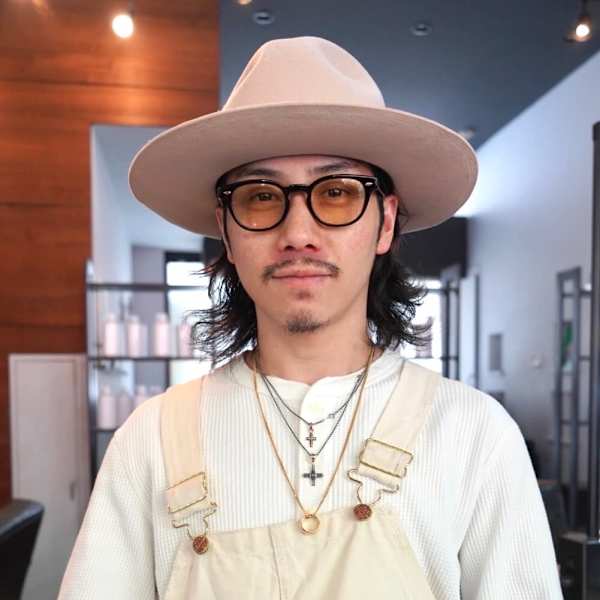 IRIE HAIR DESIGN【アイリーヘアデザイン】のスタッフ紹介。白垣 龍也
