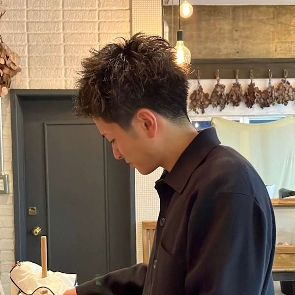 スパイキーピンパーマ|itt hair