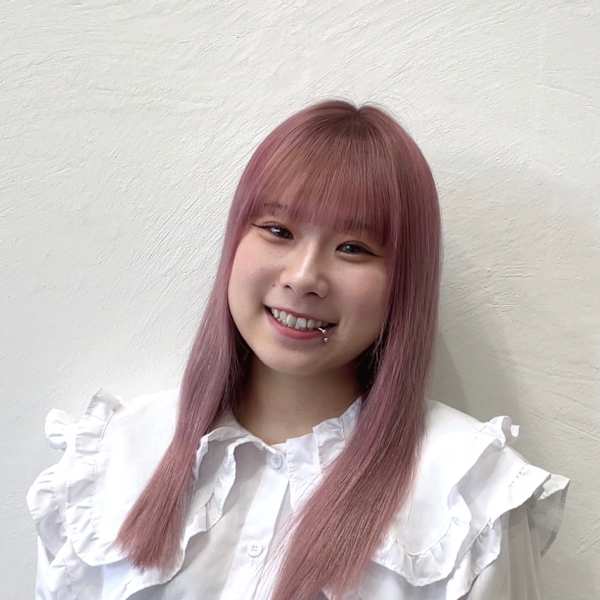 Hair Designing comme Matisse【ヘアー デザイニング コム マティス】のスタッフ紹介。渡辺 梨央