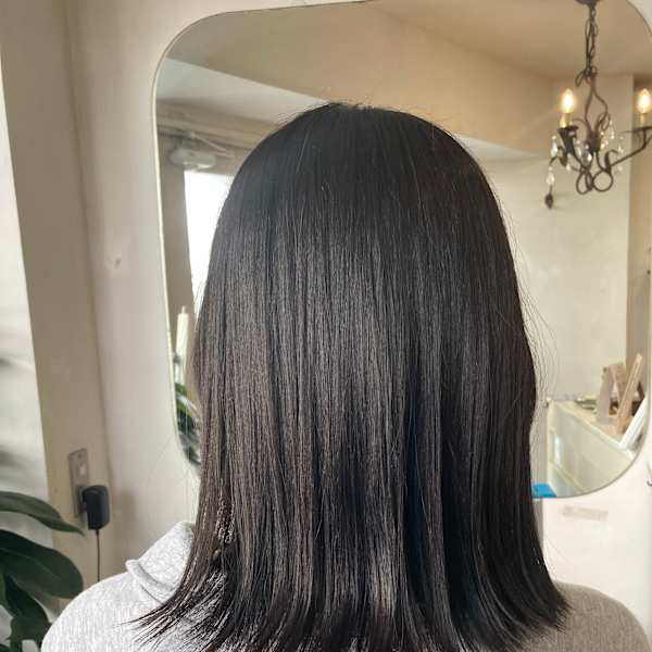 透明感グレージュ地毛風カラー外ハネミディアム梅ヶ丘美容室