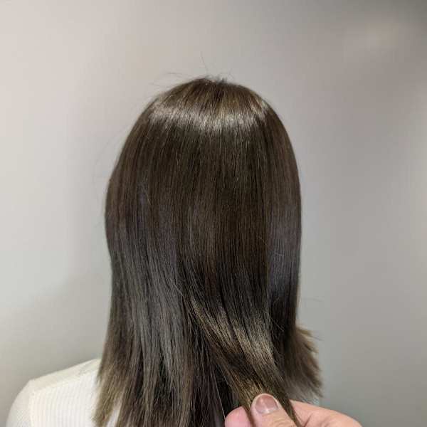 ブリーチ無しで透明感カラー